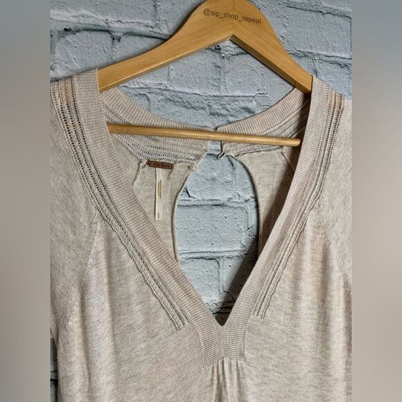 Free people sweater dress. Size small - Picture 4 of 6